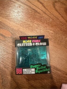 NeeDoh Nice Cube Glitter & Glow